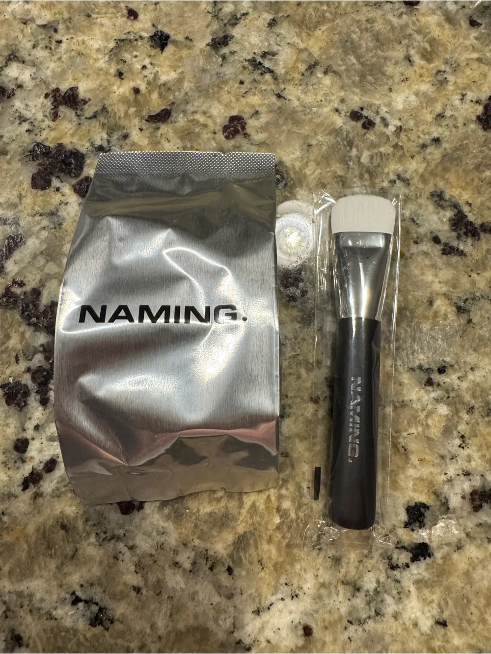 New Naming Zero Gravity Cushion Refill 21N and Pore Brush